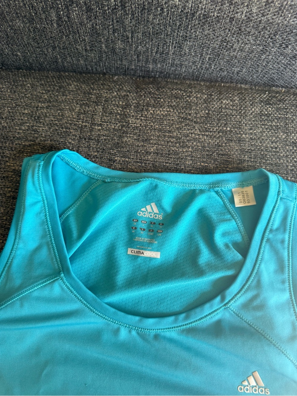 Blue Adidas Climacool Workout Tank Top With Racerback - Picture 10 of 11